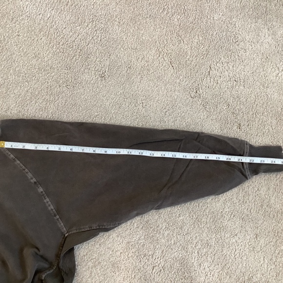 Distressed crew neck - Picture 3 of 8